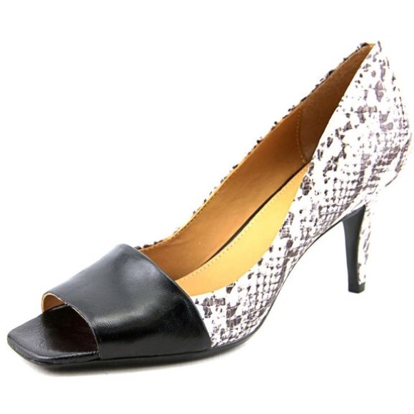 Calvin Klein Nareen Women Snakeskin Heels - Picture 4 of 6